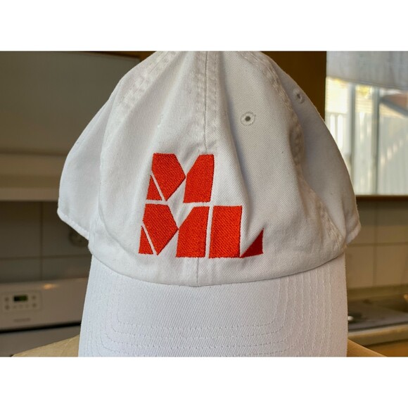 NWOT Magic Mike Live MML Embroidered Logo White Baseball Hat - Picture 1 of 6